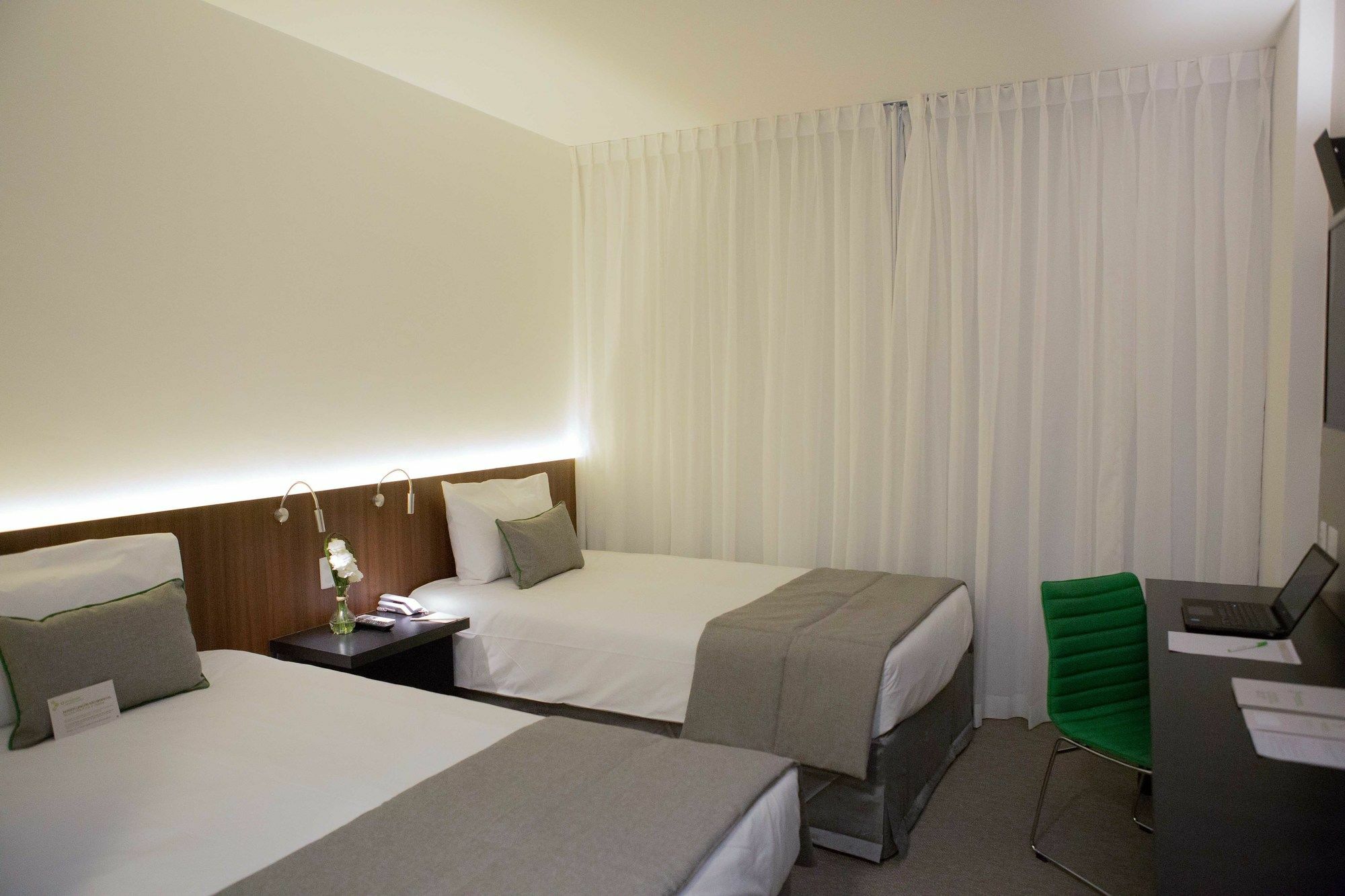 Hotel Wyndham Garden Ribeirao Preto Convention Esterno foto